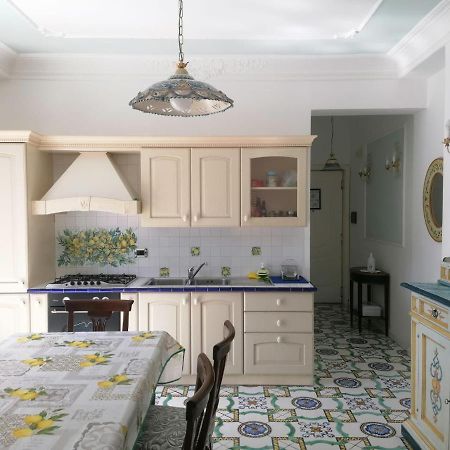 La Casa Di Rosa Apartment Соренто Екстериор снимка